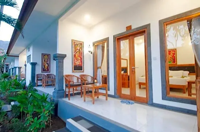 ホテル The Menjangan Boutique & Dive Center