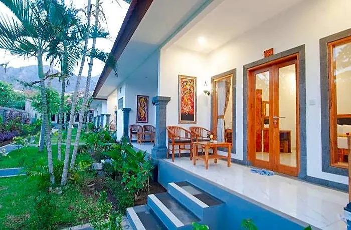 ホテル The Menjangan Boutique & Dive Center 4*