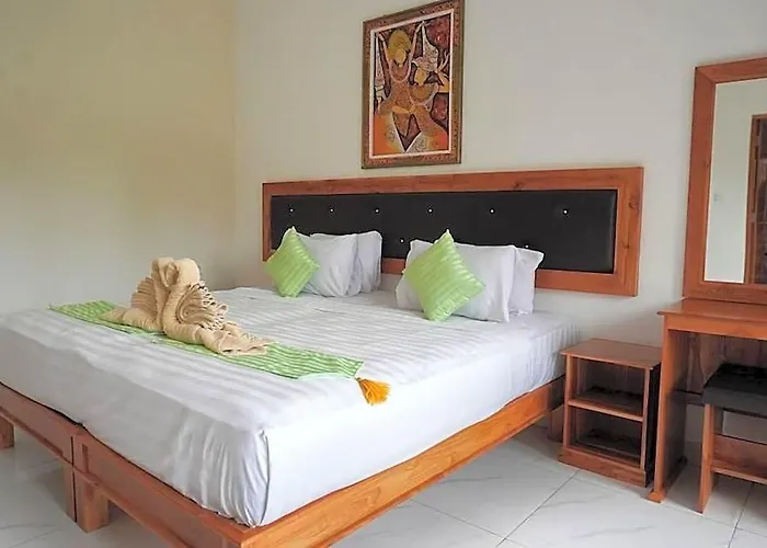 ホテル The Menjangan Boutique & Dive Center 4*