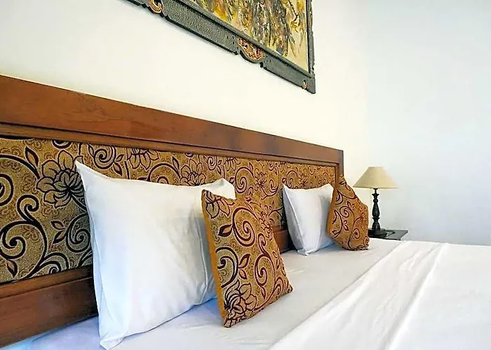 ホテル The Menjangan Boutique & Dive Center 4*
