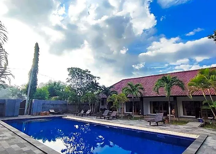 فندق The Menjangan Boutique & Dive Center 4*